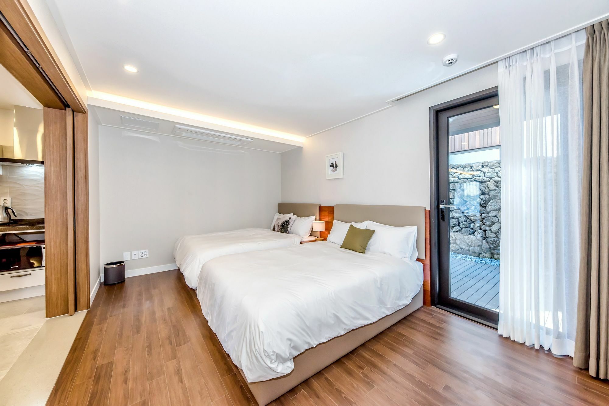 Arts Spa&Poolvilla Jeju Bagian luar foto