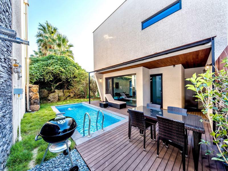 Arts Spa&Poolvilla Jeju Bagian luar foto