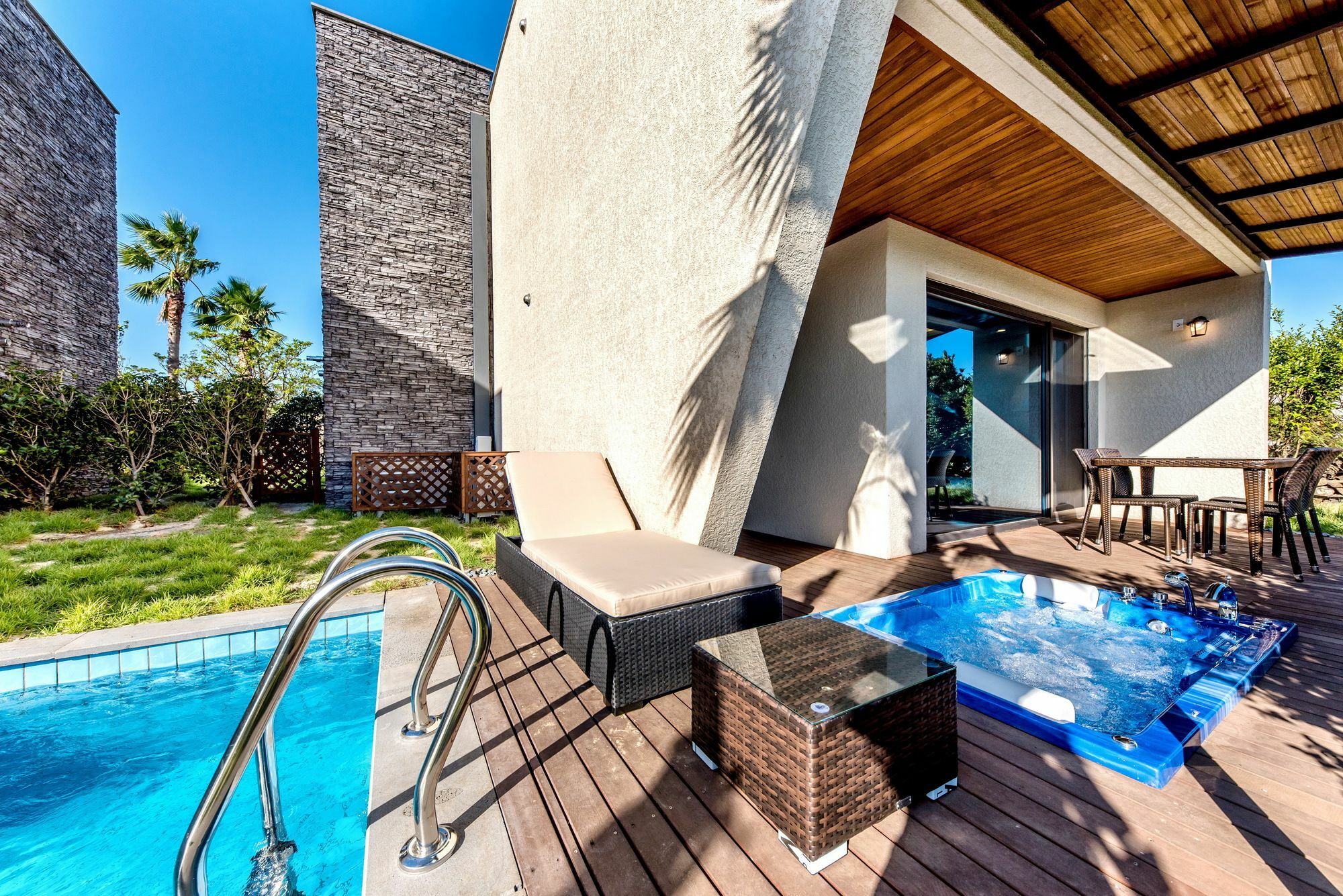 Arts Spa&Poolvilla Jeju Bagian luar foto